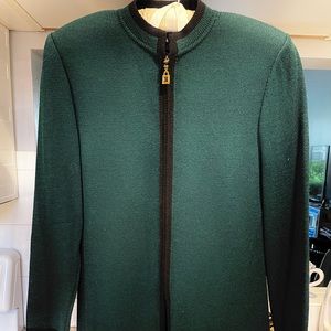 St John SJK knit Business Suit size 4